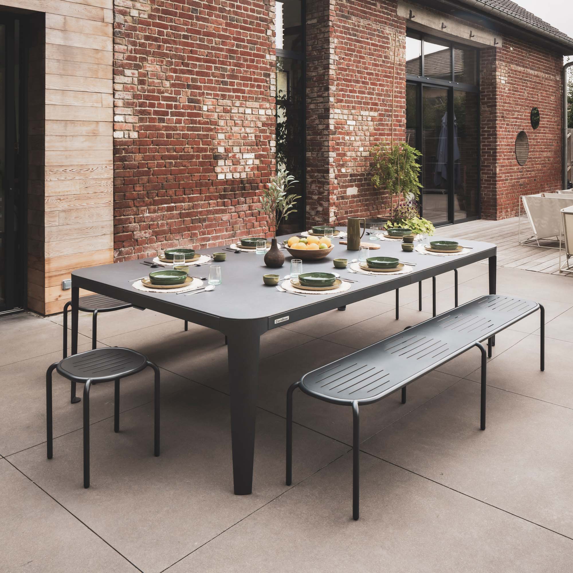 Hyphen Ping Pong Table - Black