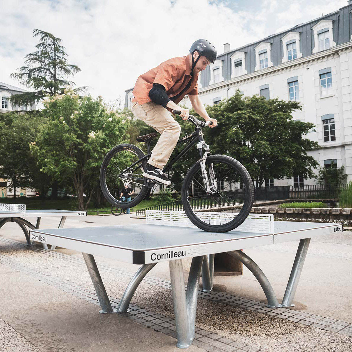 Park Outdoor Table